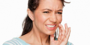 свищ на десне